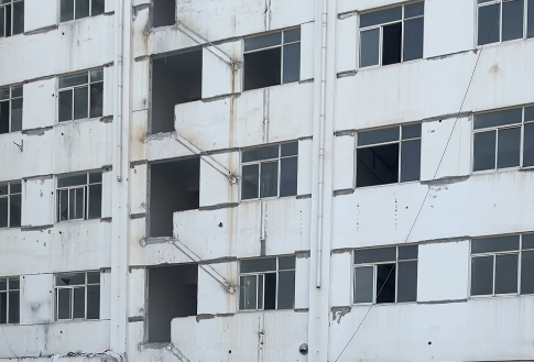 廠房外墻翻新前